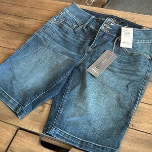 NWT Torrid Bermuda Shorts